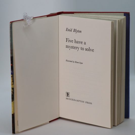 Five Have A Mystery To Solve. Enid Blyton. - Image 3
