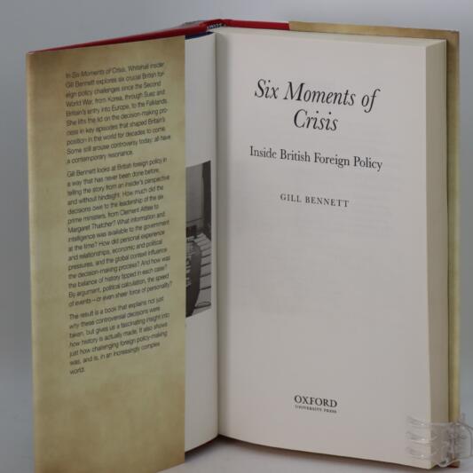 Six Moments of Crisis. - Image 3