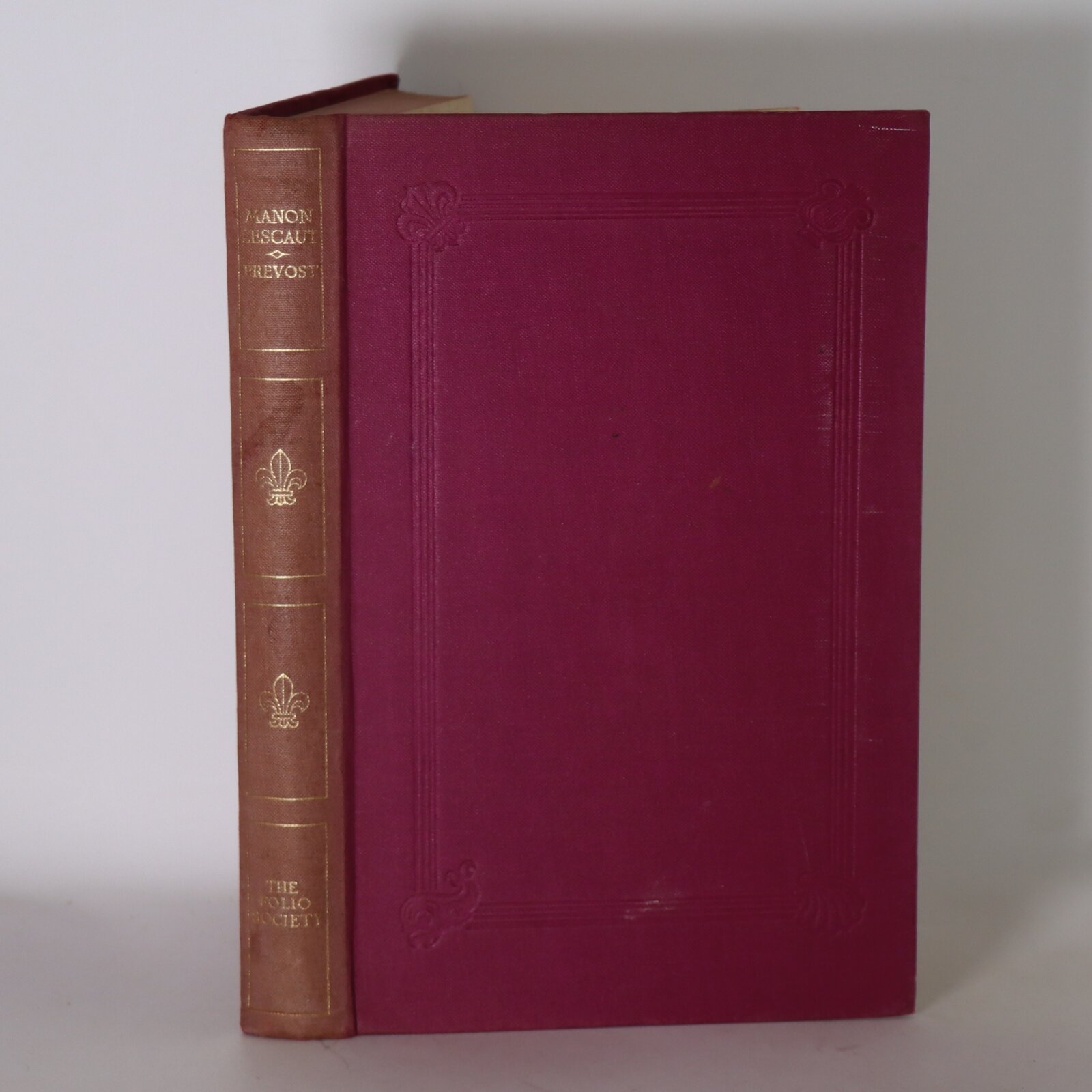 Photo of Manon Lescaut.