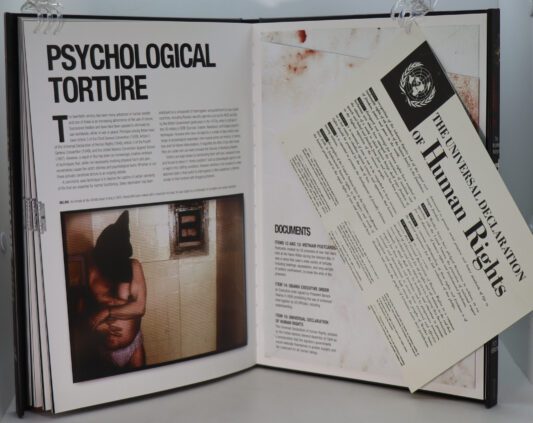 The Illustrated Book of Torture. - Image 4