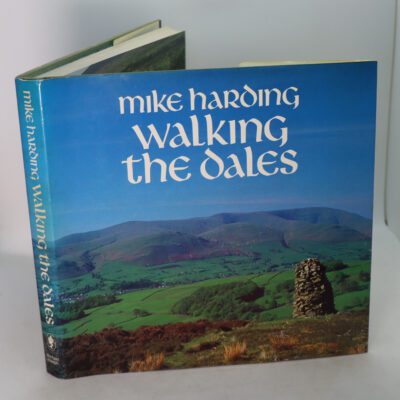 Mike Harding. Walking the Dales.