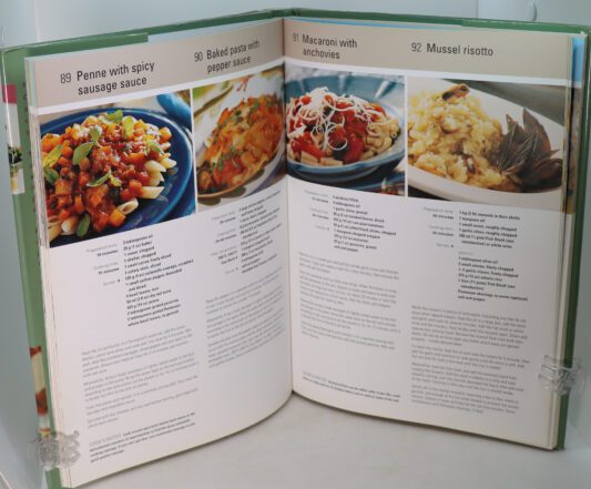 Hamlyn All Colour Cookbook. - Image 3