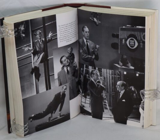 Alistair Cooke. The Biography. - Image 2
