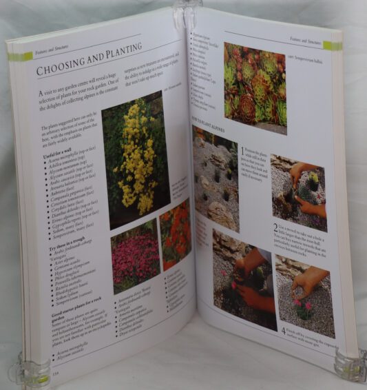 Practical Small Gardens. - Image 2