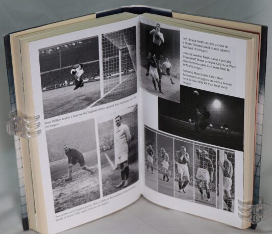 The Outsider. A History of the Goalkeeper. - Image 2