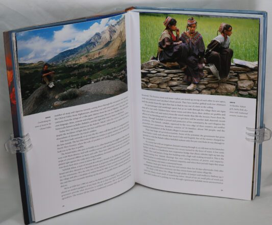 Himalaya. Michael Palin. - Image 4