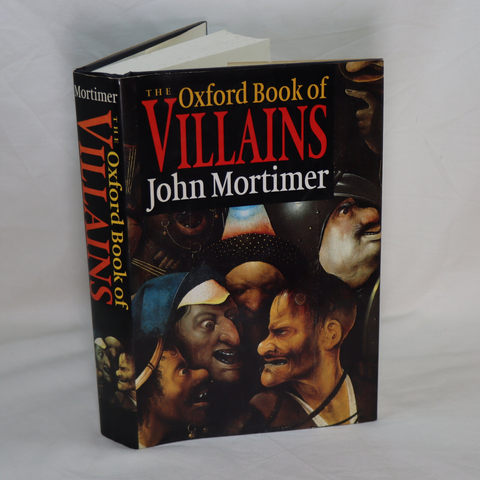 Photo of The Oxford Book of Villains.