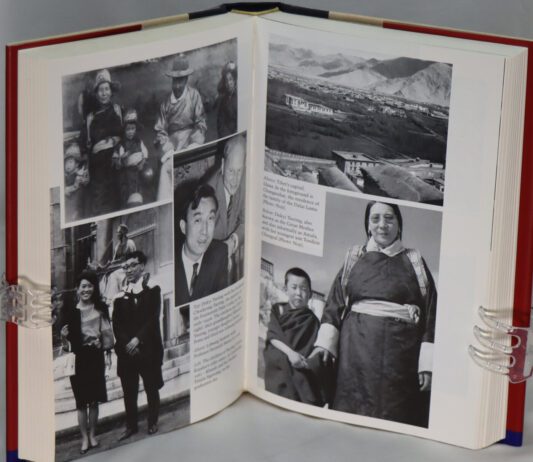 Kundun. A Biography of the Family of the Dalai Lama. - Image 5
