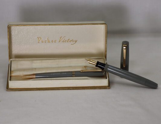 'Parker Victory' Pen and Pencil Set. - Image 2