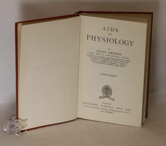 Aids to Physiology.