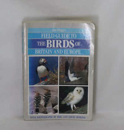 Jim Flegg's Field Guide to The Birds of Britain and Europe.