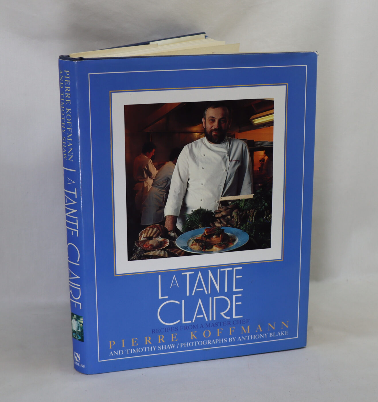 Photo of La Tente Claire. Recipes from a Master Chief.