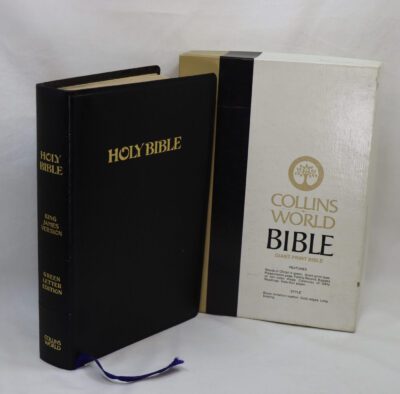 Collin's World Giant Print Bible.