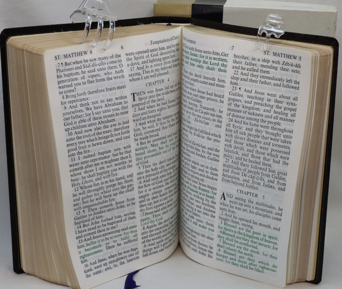 Collin's World Giant Print Bible. - Image 2